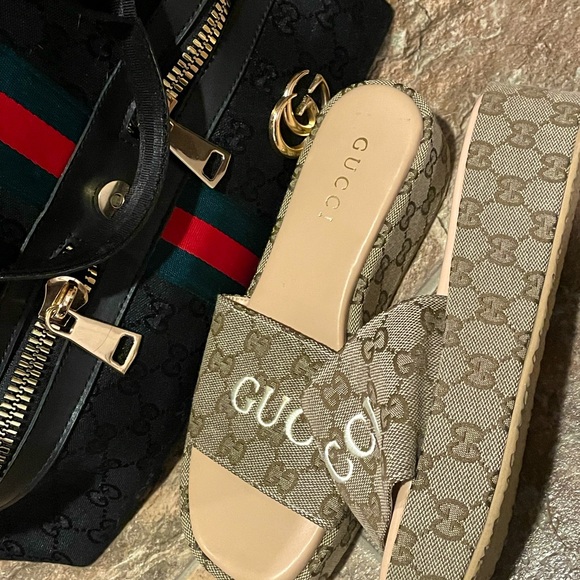 GGee monogram sandals clogs slides shoes to match your bag purse so cute 😍💎 - Picture 2 of 3